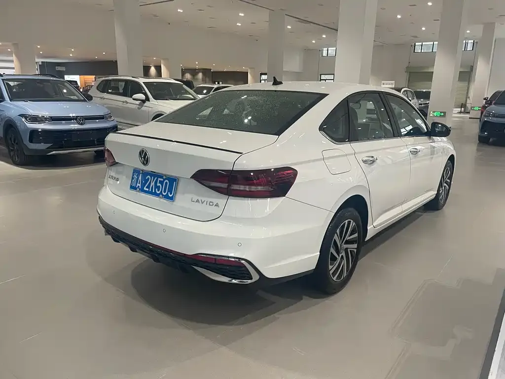 Volkswagen Lavida 2024 из CN, фото 6
