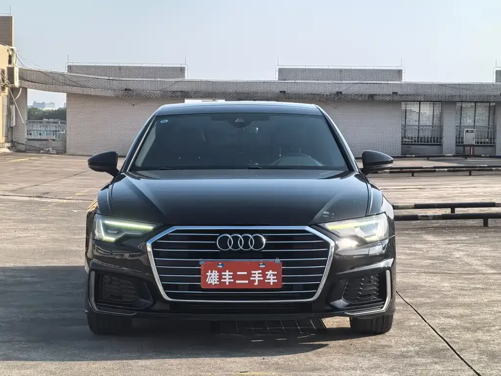 Audi A6L 2022 из CN, фото 2