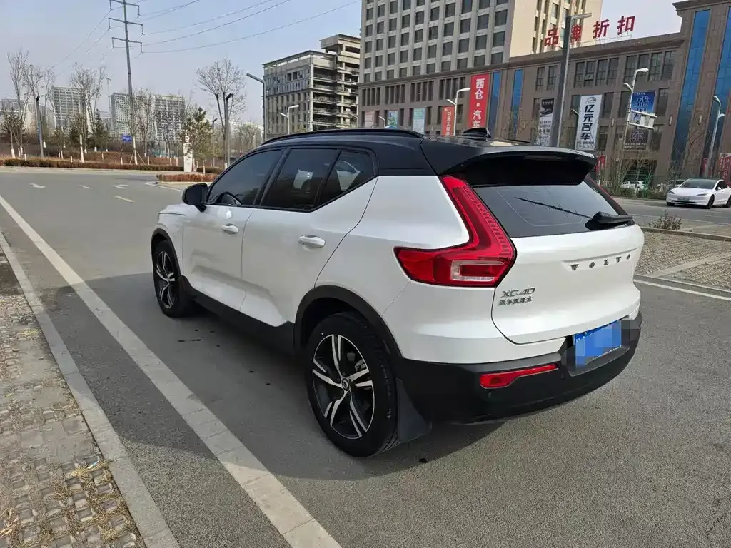 Volvo XC40 2021 из CN, фото 9