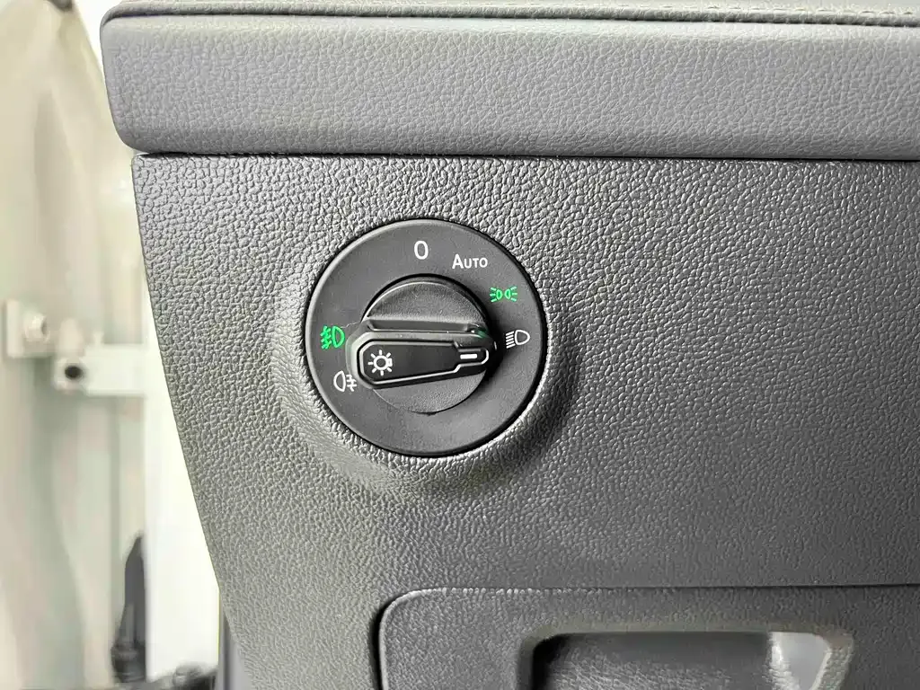 Volkswagen Tharu — фото 10