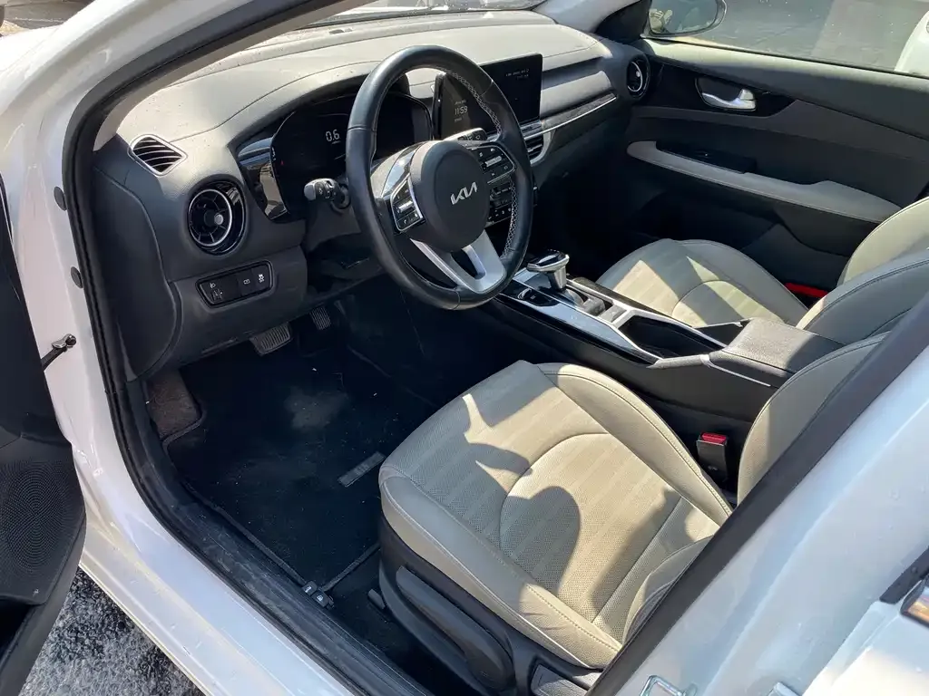 Kia K3 2023 из CN, фото 2