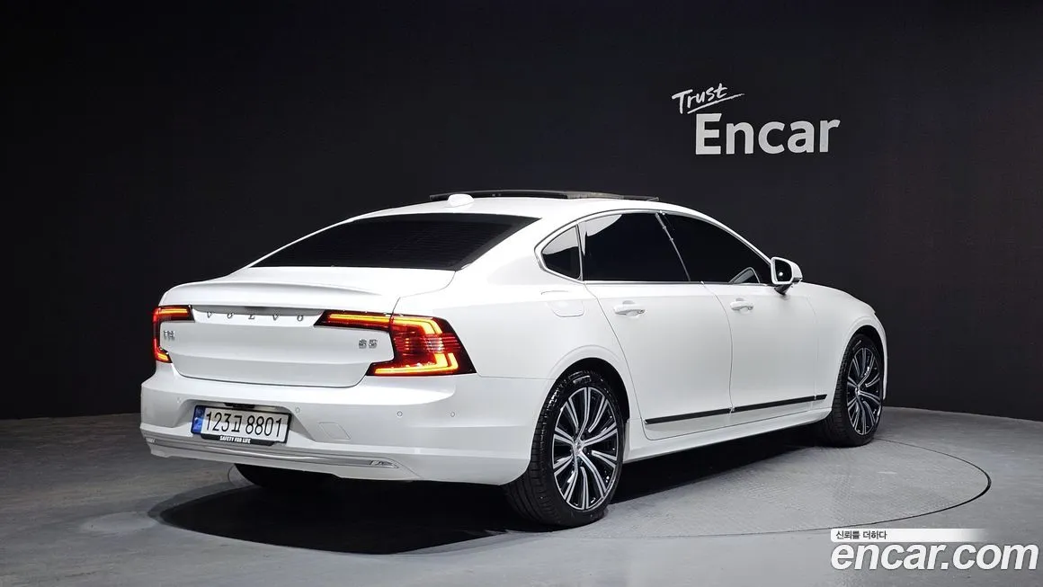 Volvo S90 — фото 4
