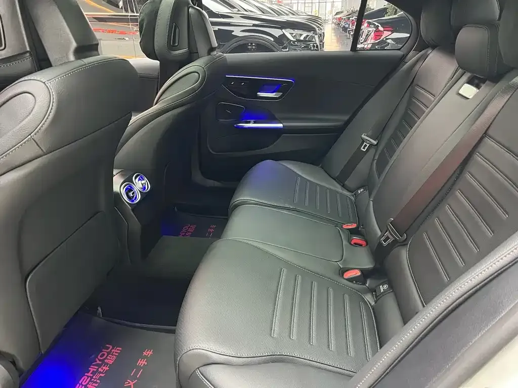 Mercedes-Benz C-Class 2025 из CN, фото 3