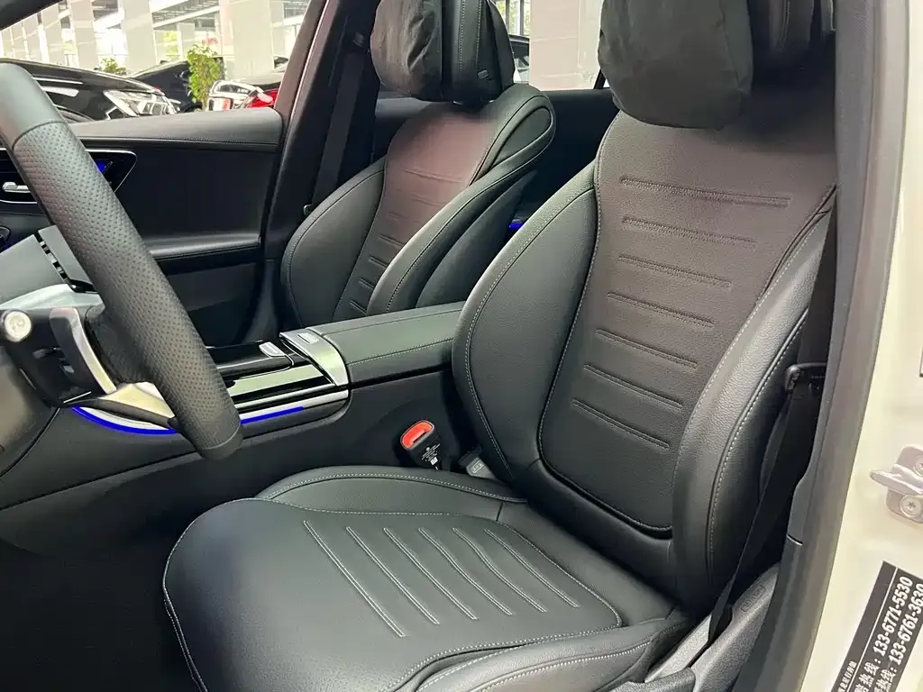 Mercedes-Benz C-Class 2025 из CN, фото 5