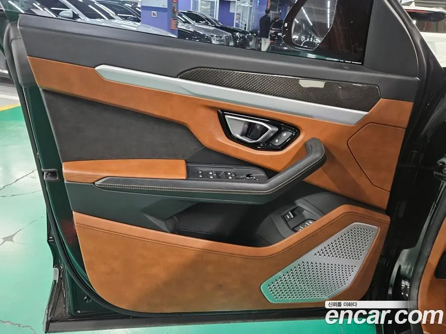 Lamborghini Urus 2021 из KR, фото 8