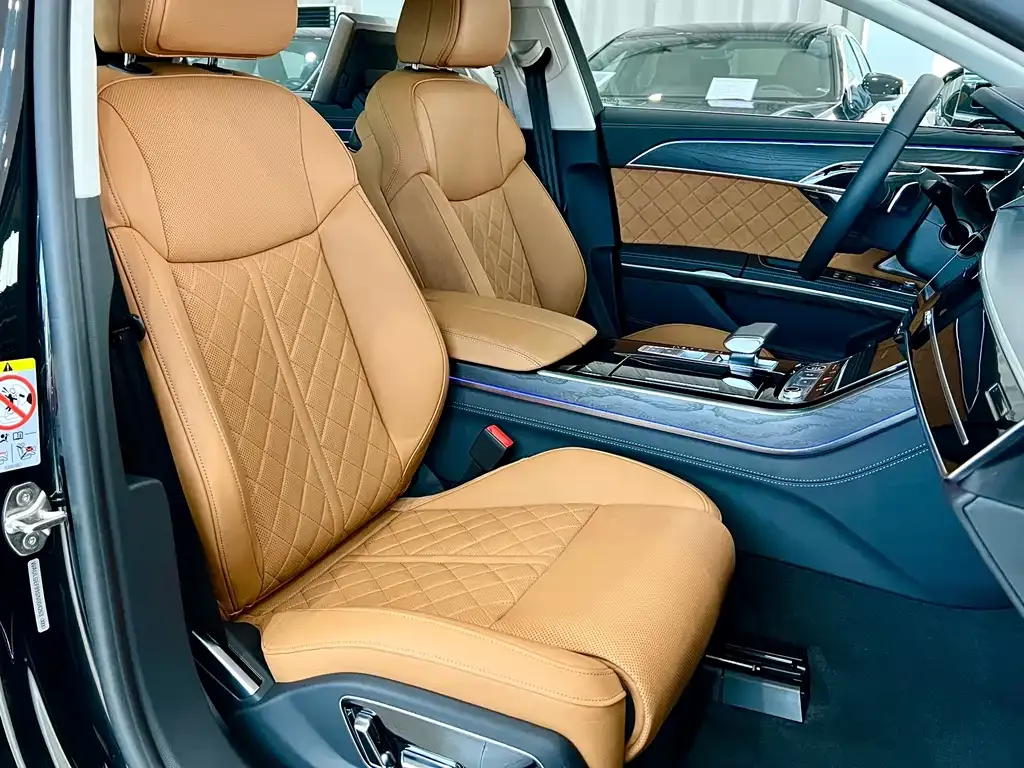 Audi A8 2025 из CN, фото 5