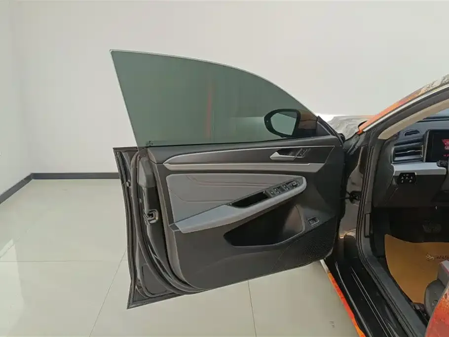 Volkswagen Lamando 2023 из CN, фото 2