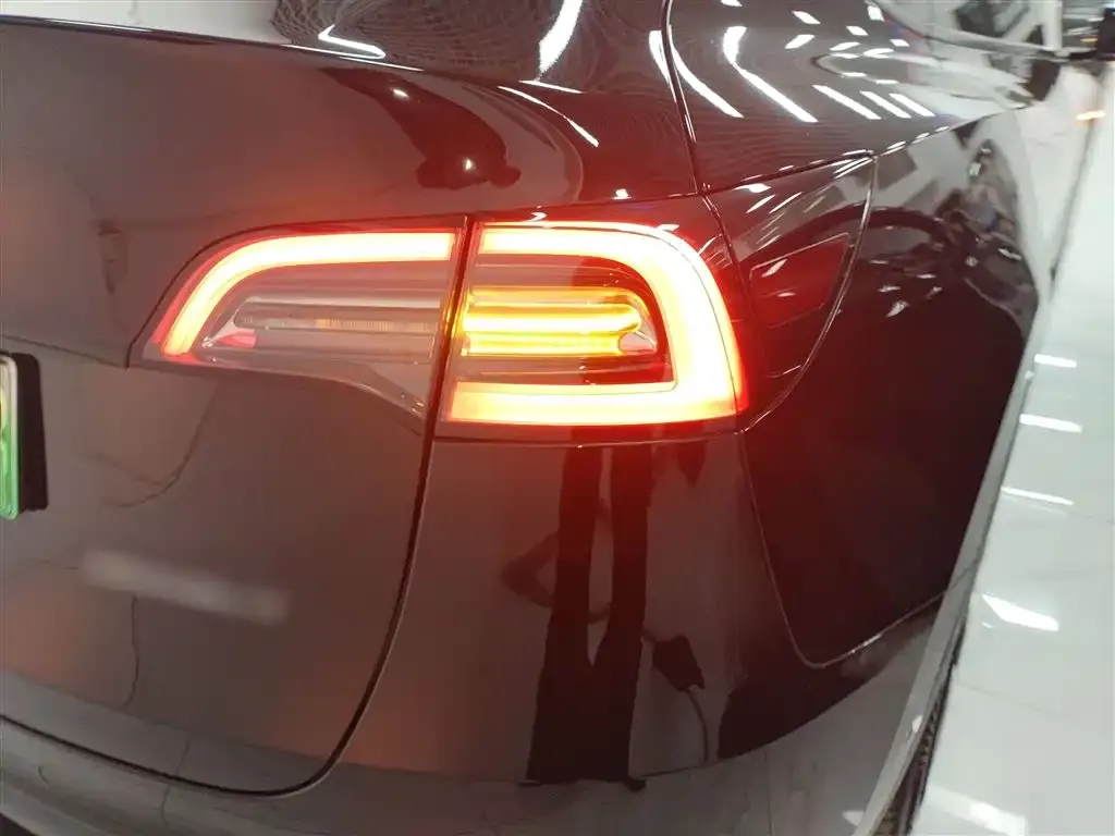 Tesla Model Y 2022 из CN, фото 9