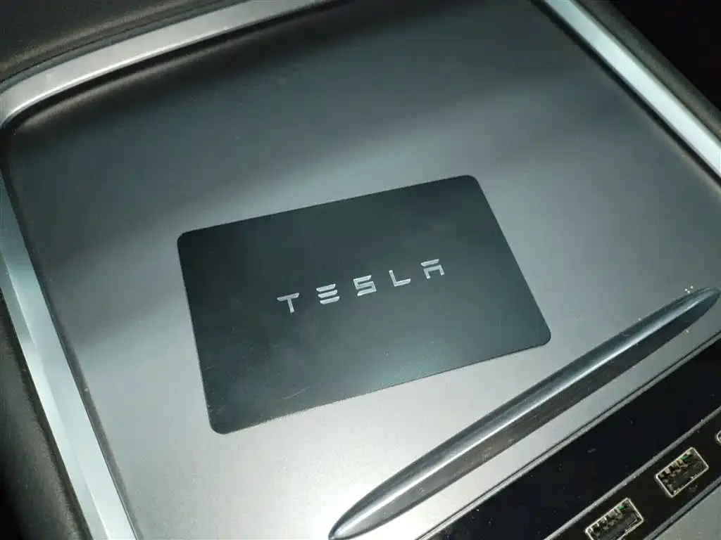 Tesla Model Y 2022 из CN, фото 8
