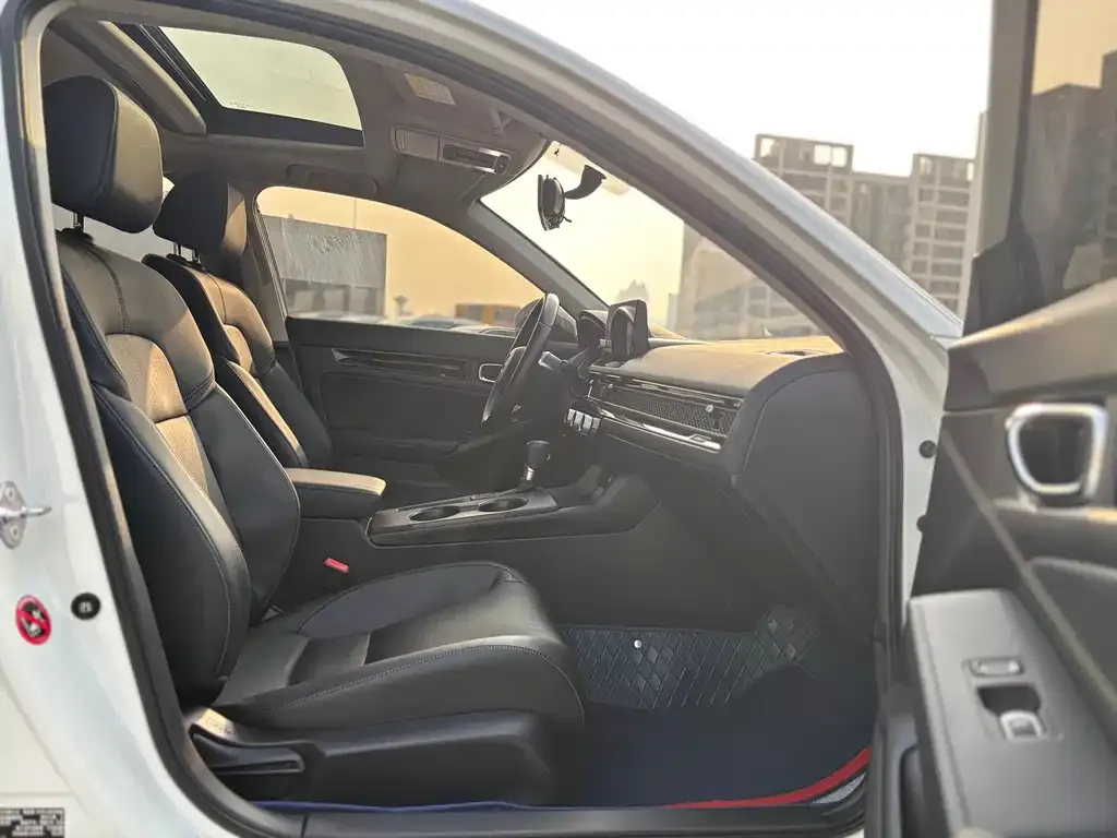 Honda Civic 2022 из CN, фото 3