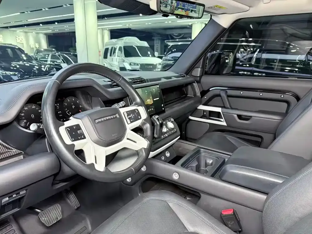 Land Rover Defender 2023 из CN, фото 4