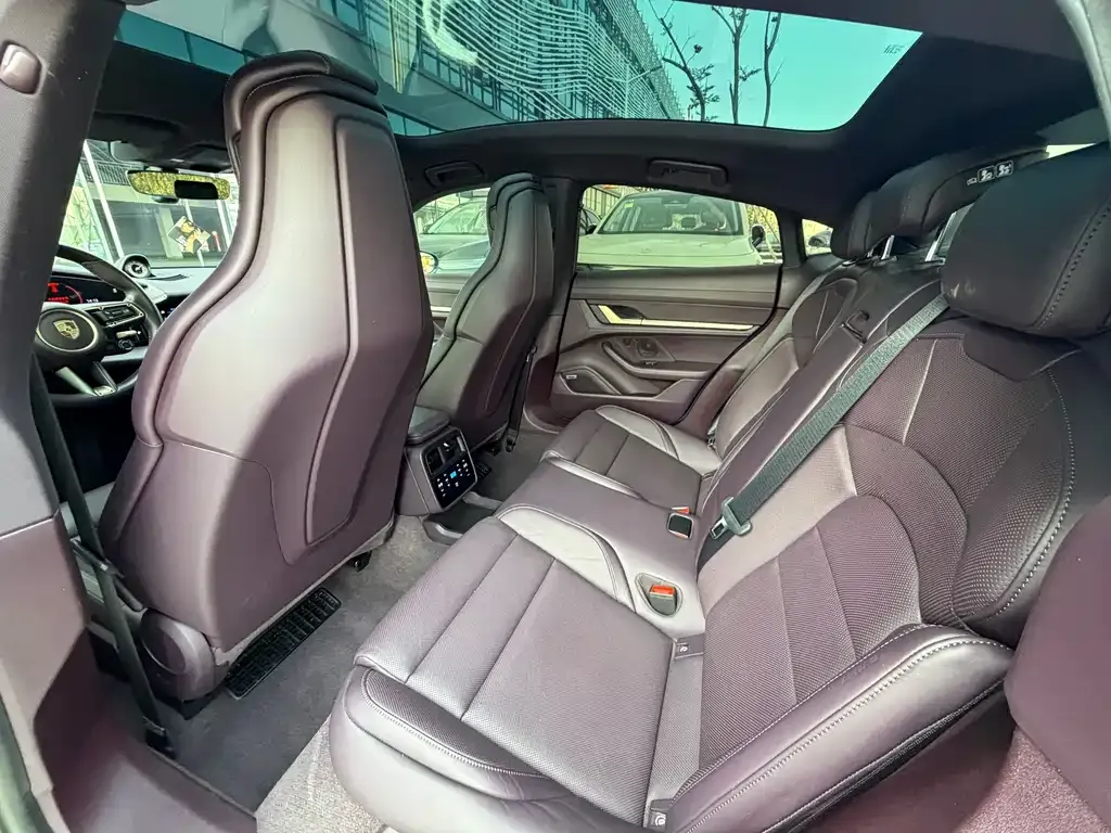 Porsche Taycan 2023 из CN, фото 6