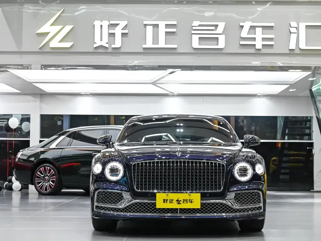 Bentley Flying Spur — фото 2