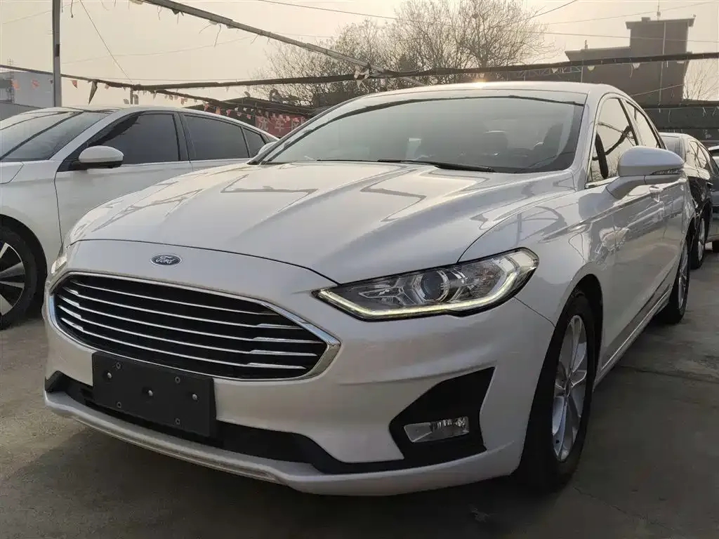 Ford Mondeo 2022 из CN, фото 4