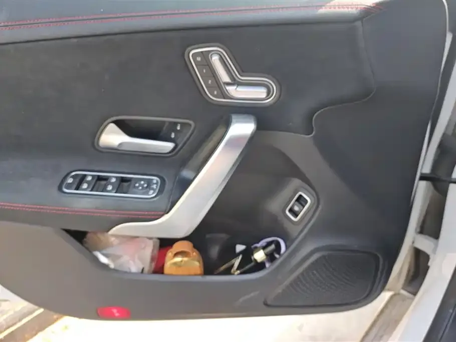Mercedes-Benz CLA (Import) — фото 10