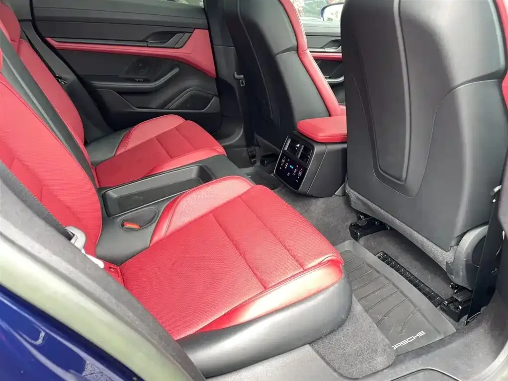 Porsche Taycan 2024 из CN, фото 5