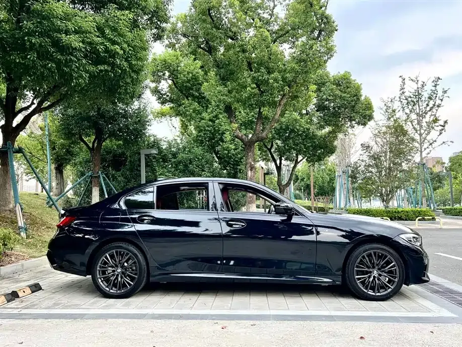 BMW 3 Series 2022 из CN, фото 9