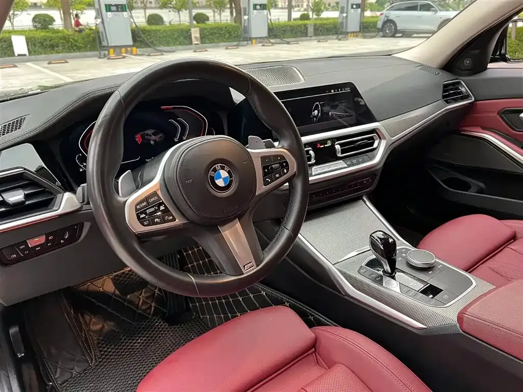 BMW 3 Series 2022 из CN, фото 3