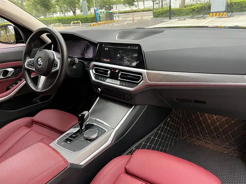 BMW 3 Series 2022 из CN, фото 4