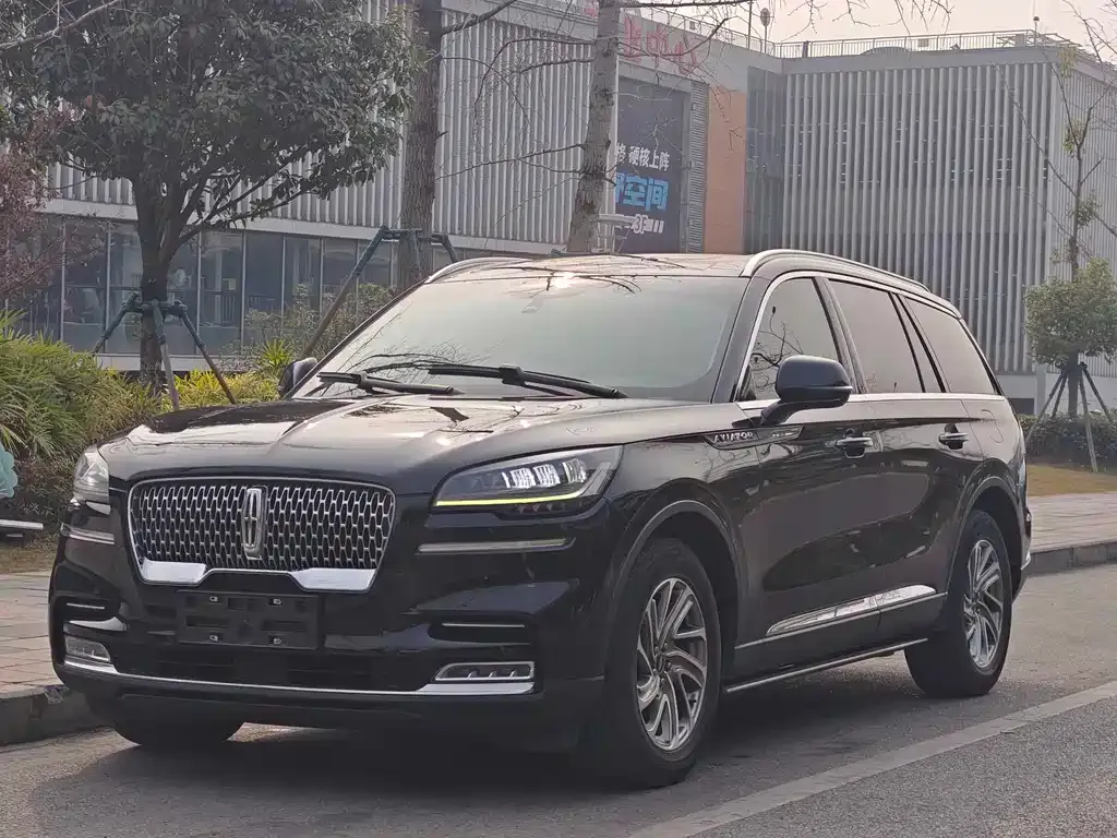 Lincoln Aviator 2022 из CN, фото 1