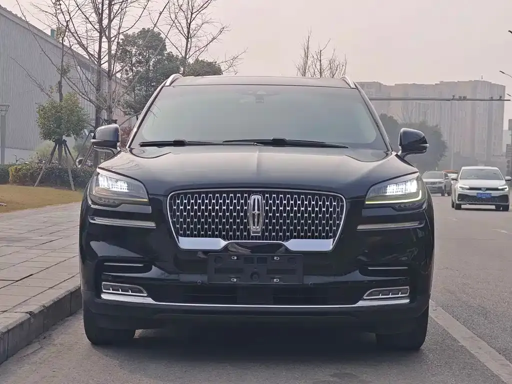 Lincoln Aviator 2022 из CN, фото 6