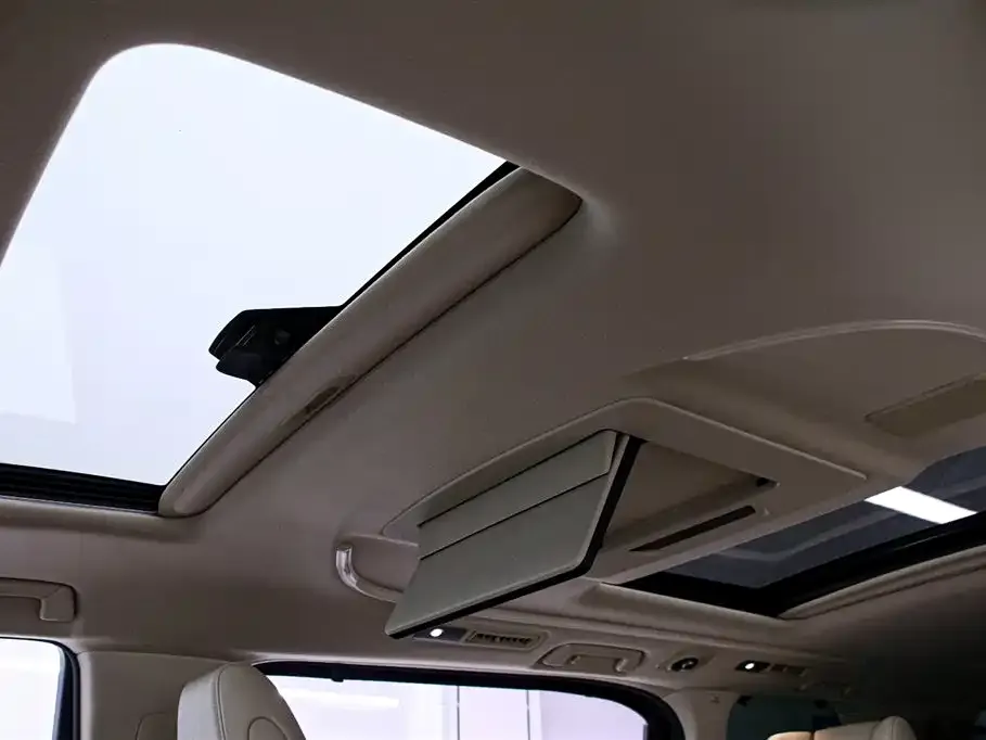 Toyota Alphard — фото 5