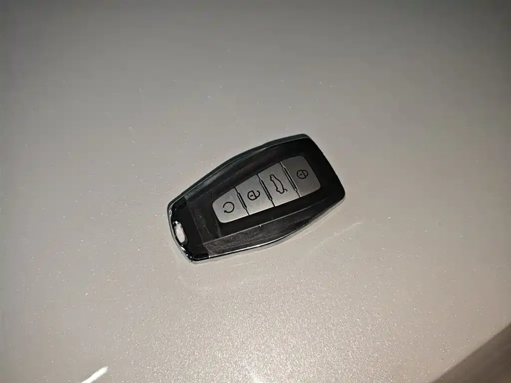 Geely Xingyue L 2026 из CN, фото 3