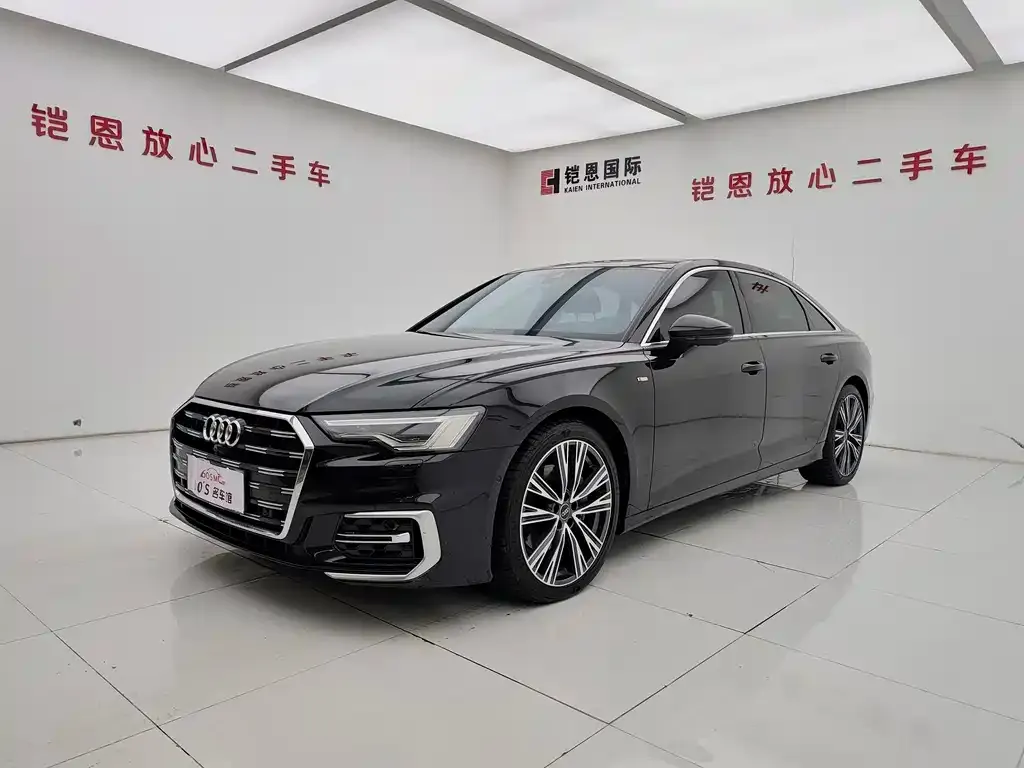 Audi A6L 2023 из CN, фото 1