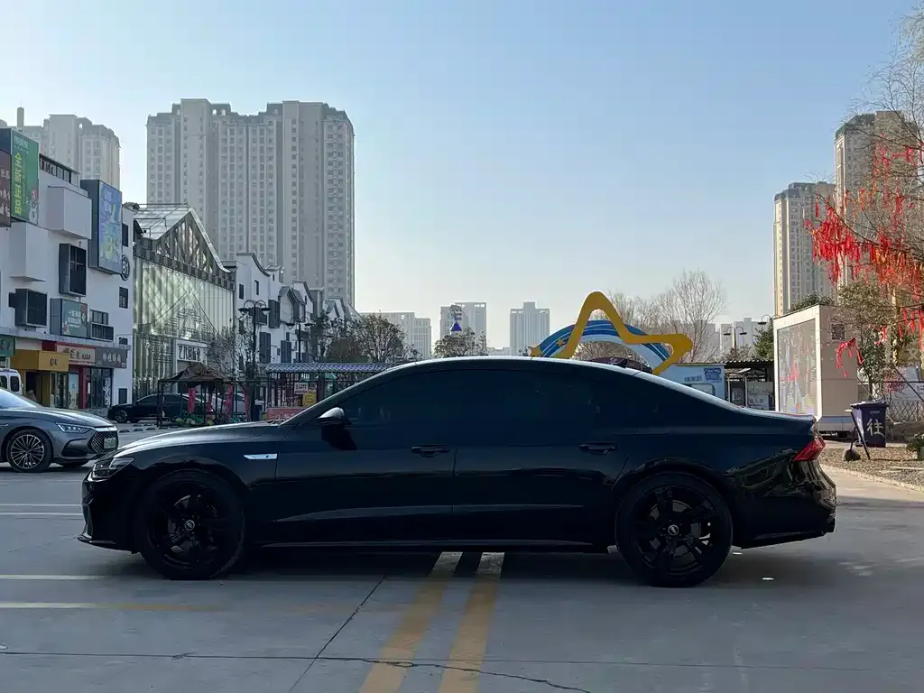 Audi A7L 2023 из CN, фото 6