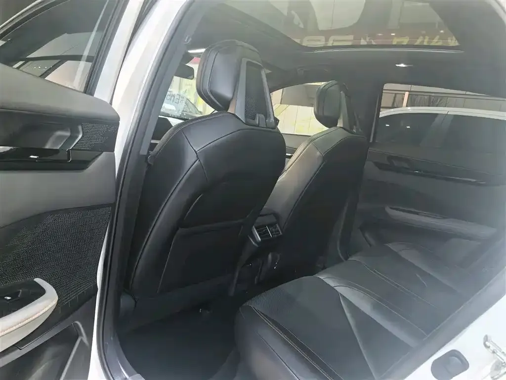 Changan UNI-V 2022 из CN, фото 2