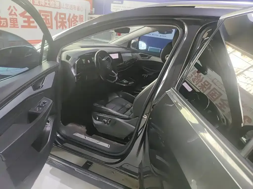 Volkswagen Talagon 2023 из CN, фото 3