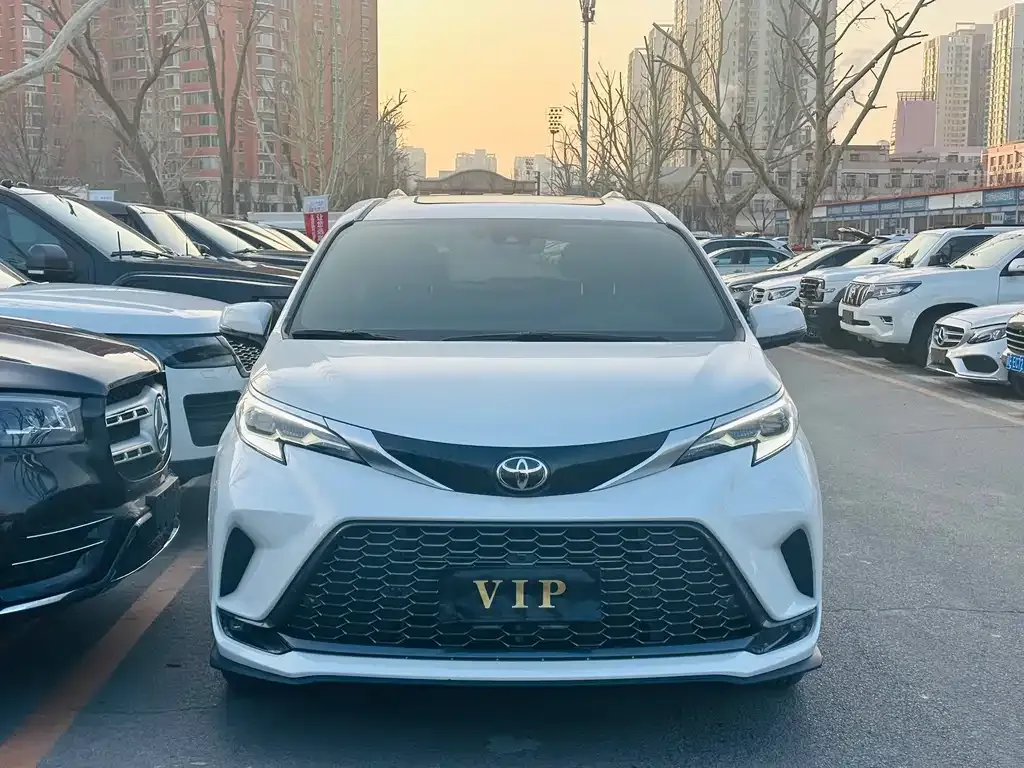 Toyota Granvia 2025 из CN, фото 3