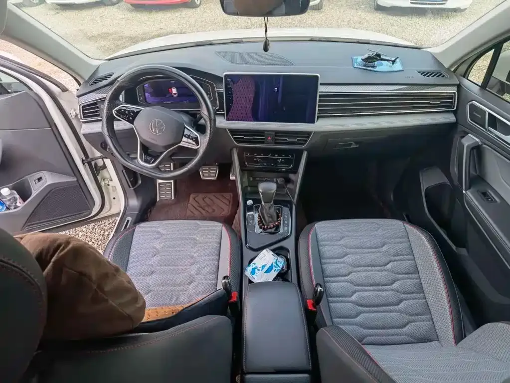 Volkswagen Tiguan L 2021 из CN, фото 6