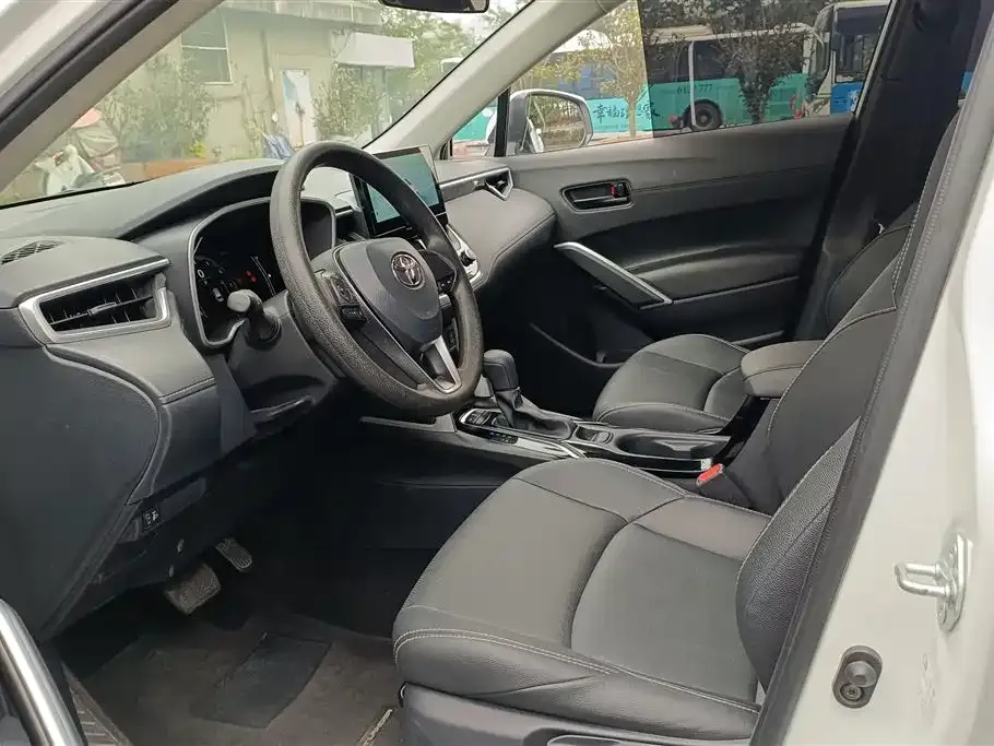 Toyota Frontlander 2025 из CN, фото 9