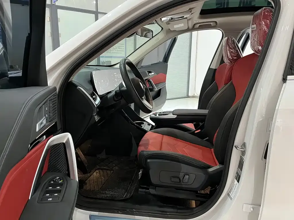 BMW X1 2024 из CN, фото 8