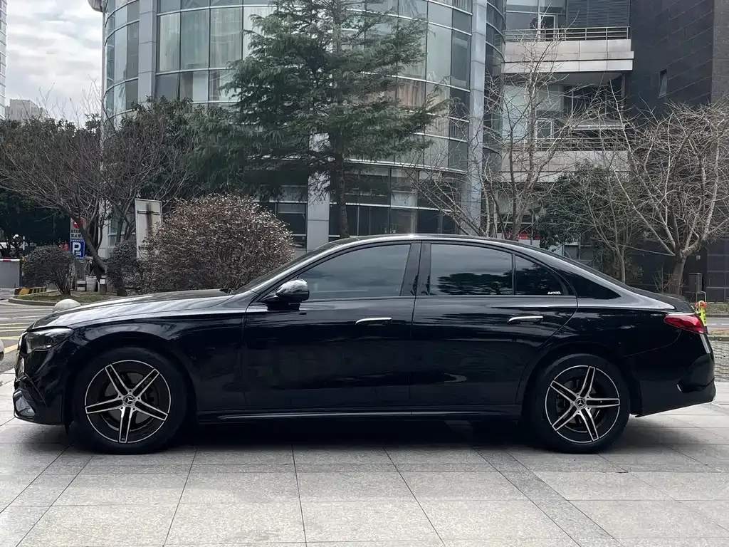 Mercedes-Benz E-Class (Import) — фото 10