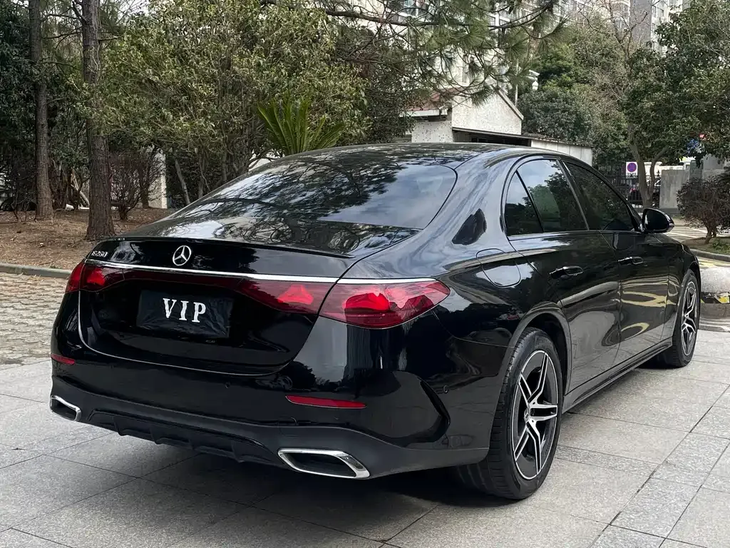 Mercedes-Benz E-Class (Import) — фото 8