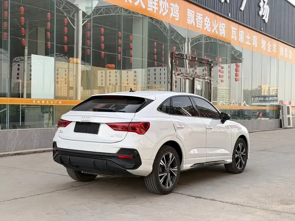 Audi Q3 Sportback 2021 из CN, фото 3