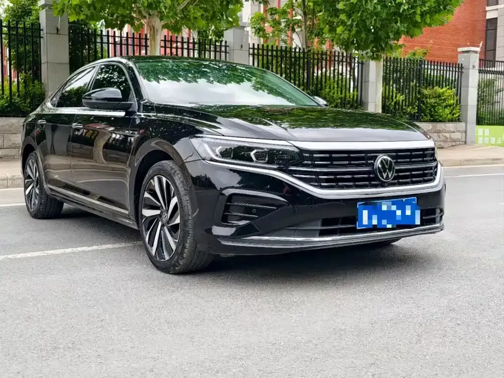 Volkswagen Passat 2023 из CN, фото 8