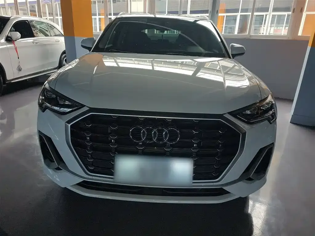 Audi Q3 2021 из CN, фото 2