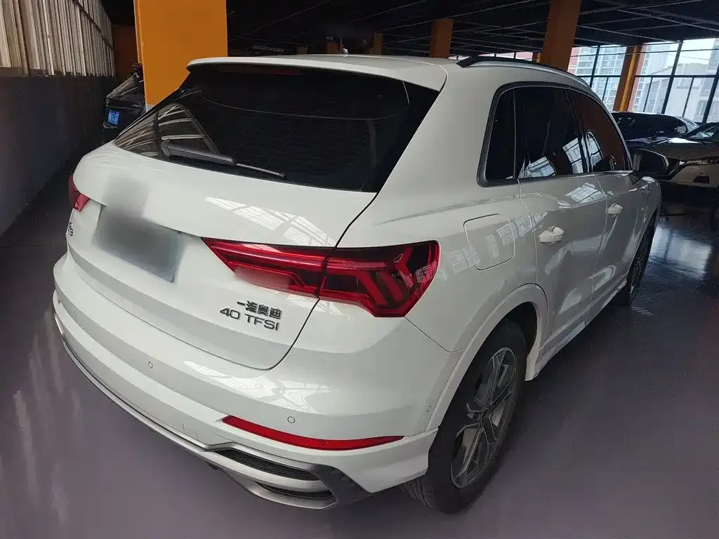 Audi Q3 2021 из CN, фото 9