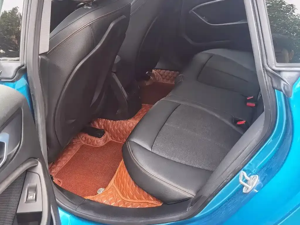 BMW 2 Series (Import) 2021 из CN, фото 2