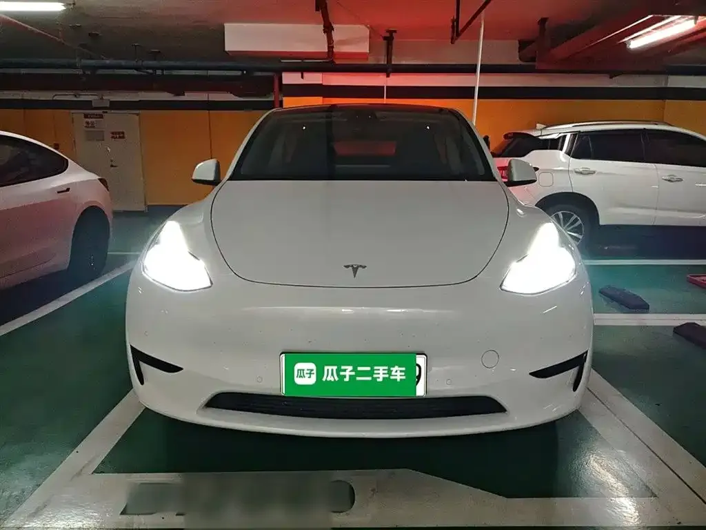Tesla Model Y — фото 4