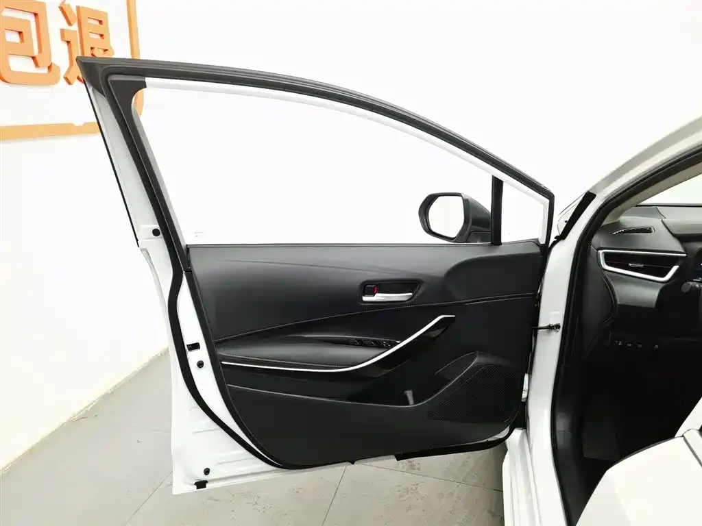 Toyota Levin 2023 из CN, фото 2