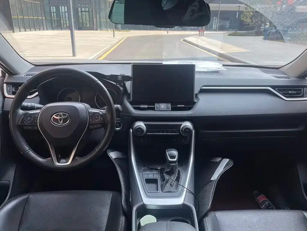 Toyota Wildlander 2022 из CN, фото 7