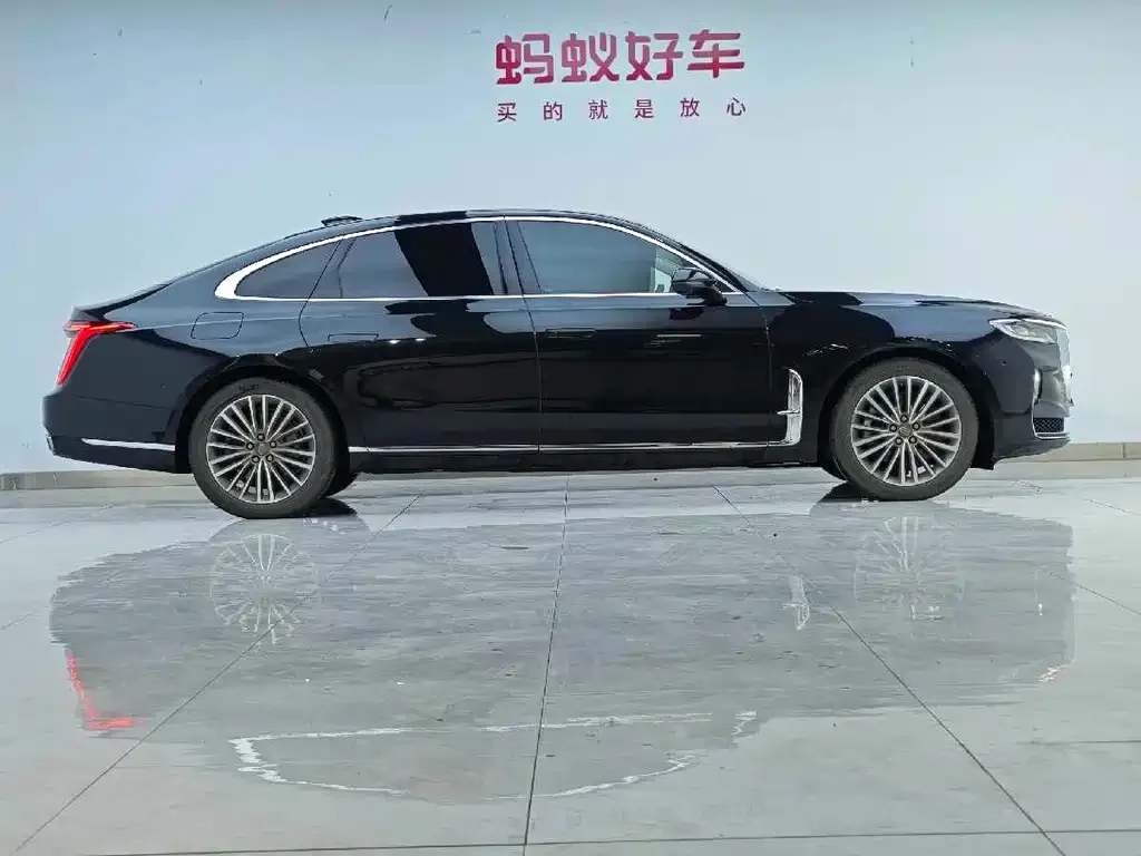 Hongqi H9 — фото 9