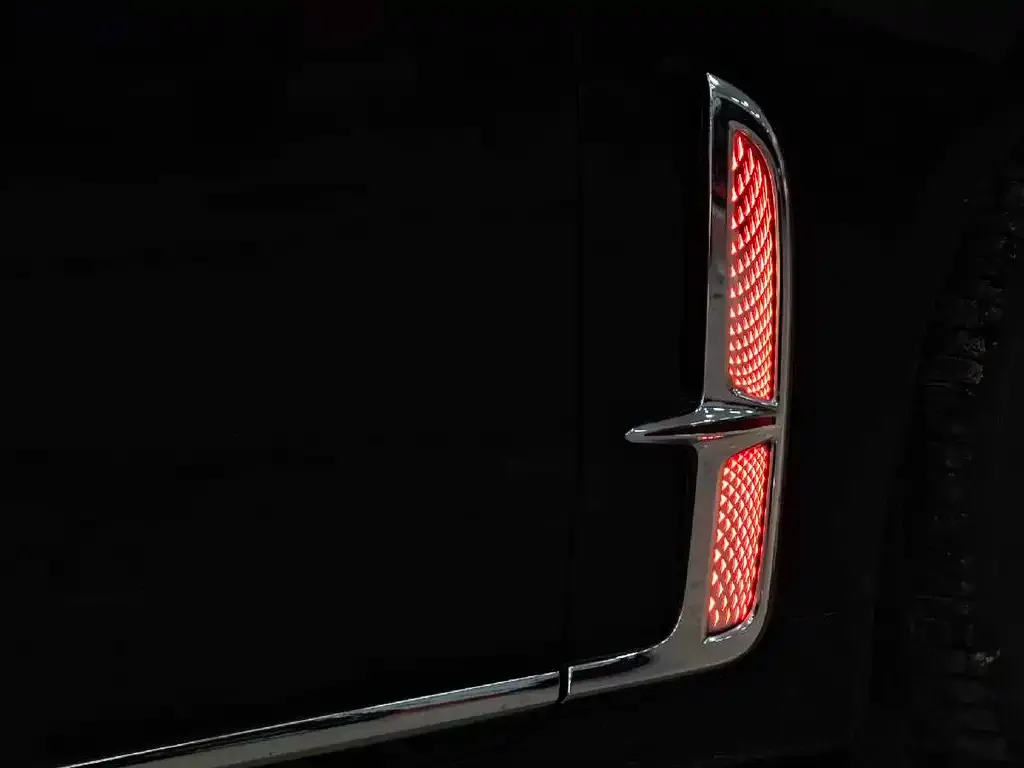 Hongqi H9 — фото 2