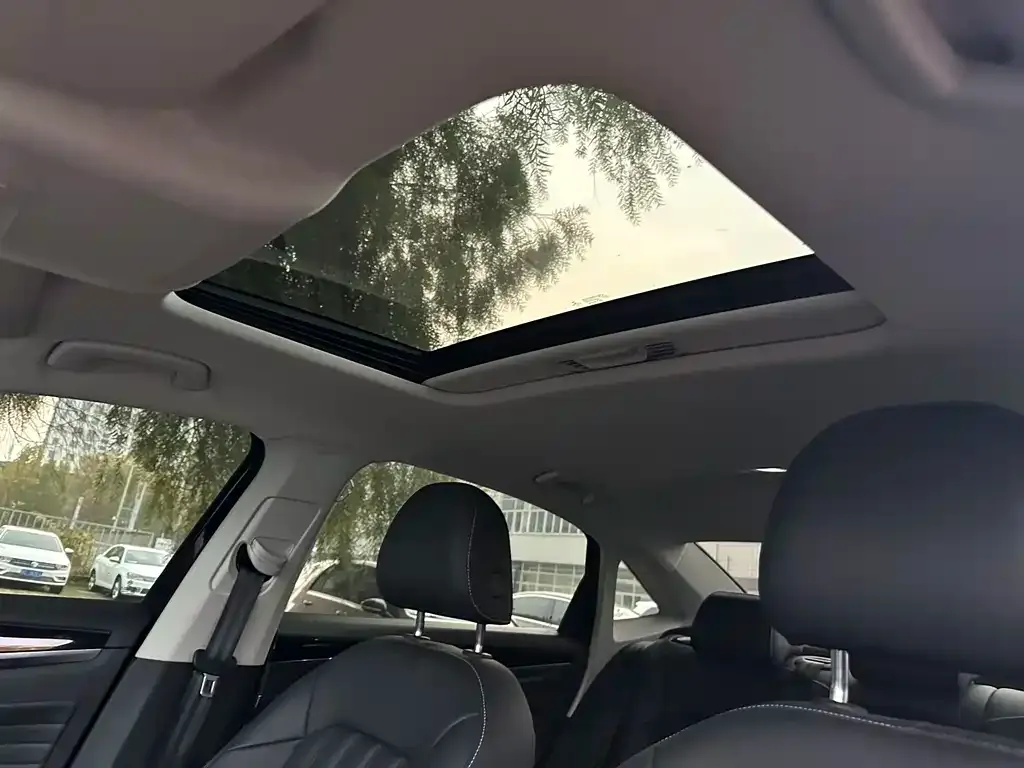 Volkswagen Passat New Energy 2023 из CN, фото 3