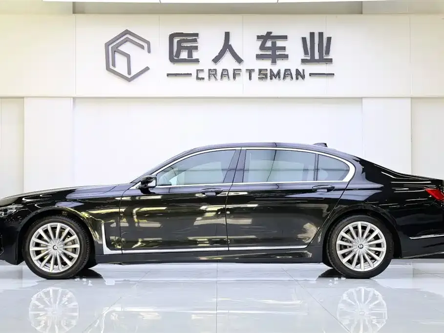 BMW 7 Series 2021 из CN, фото 4
