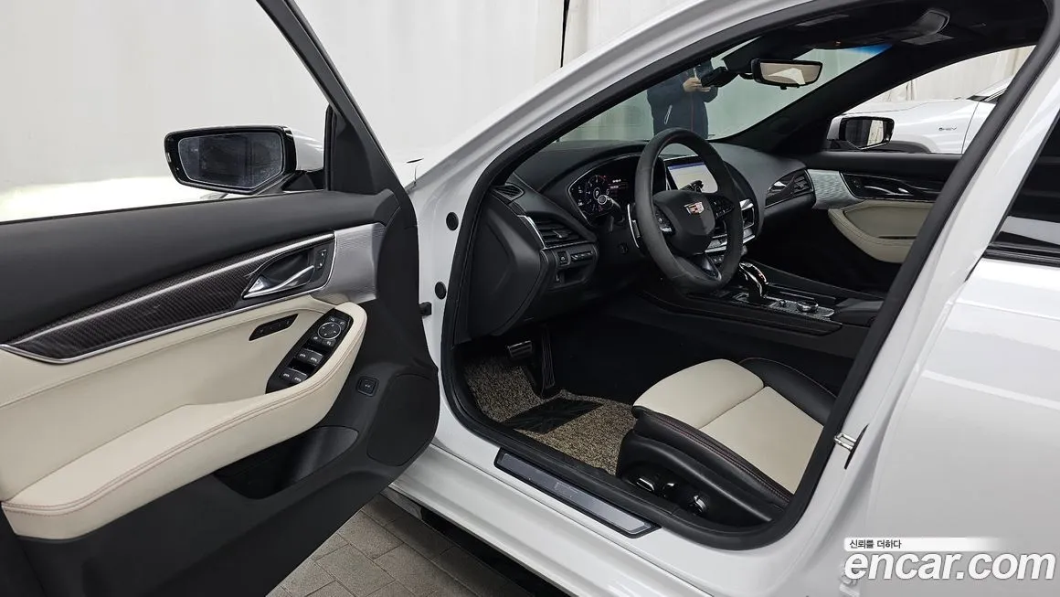 Cadillac CT5 2023 из KR, фото 9